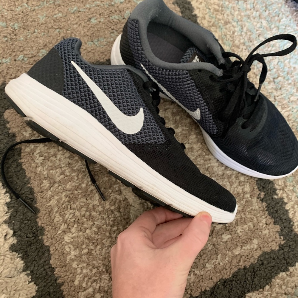 nike running shoes